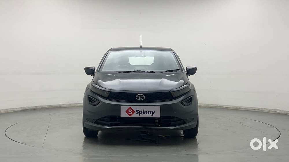 Tata Altroz 1.2 Xe Plus Petrol, 2022, Petrol