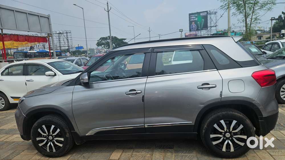Maruti Suzuki Brezza 1.5 Vxi Smart Hybrid, 2020, Petrol