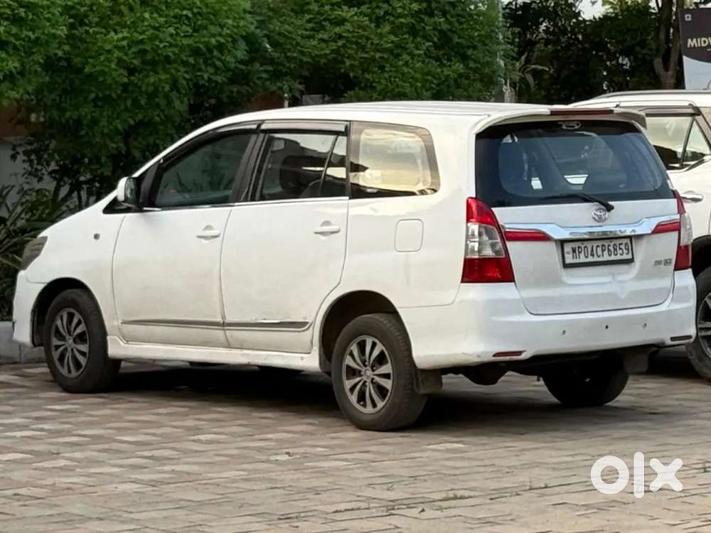 Toyota Innova Diesel 2015