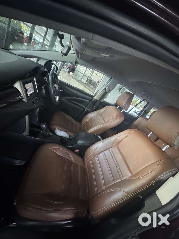 Toyota Innova Crysta 2.8 Gx At 8s, 2016, Diesel