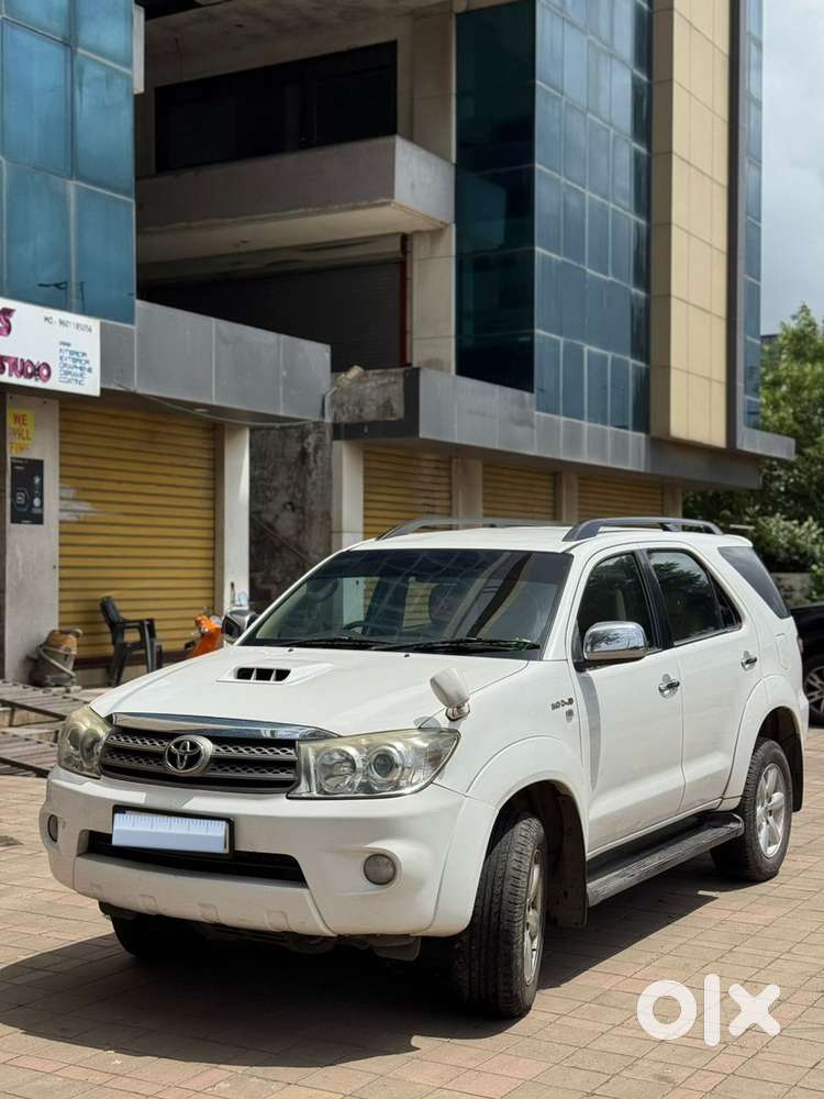 Toyota Fortuner 2011 Diesel