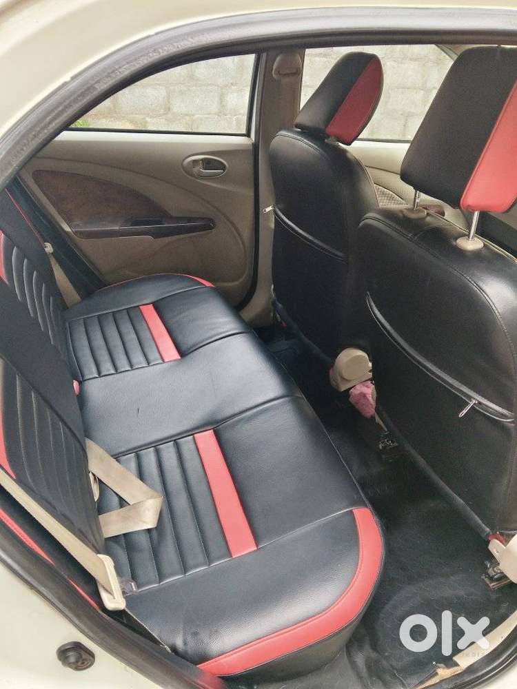 Toyota Etios Liva, 2013, Petrol