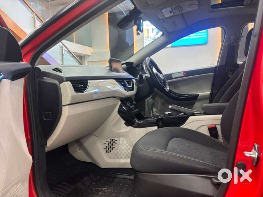 Tata Nexon 1.2 Revotron Xza Plus (o) Amt, 2022, Petrol