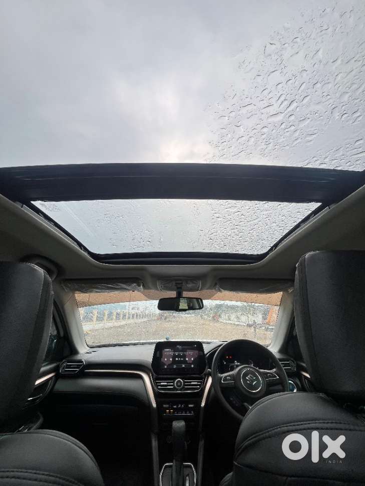 Maruti Suzuki Grand Vitara 1.5 Alpha Plus Intelligent Hybrid Ecvt, 2..