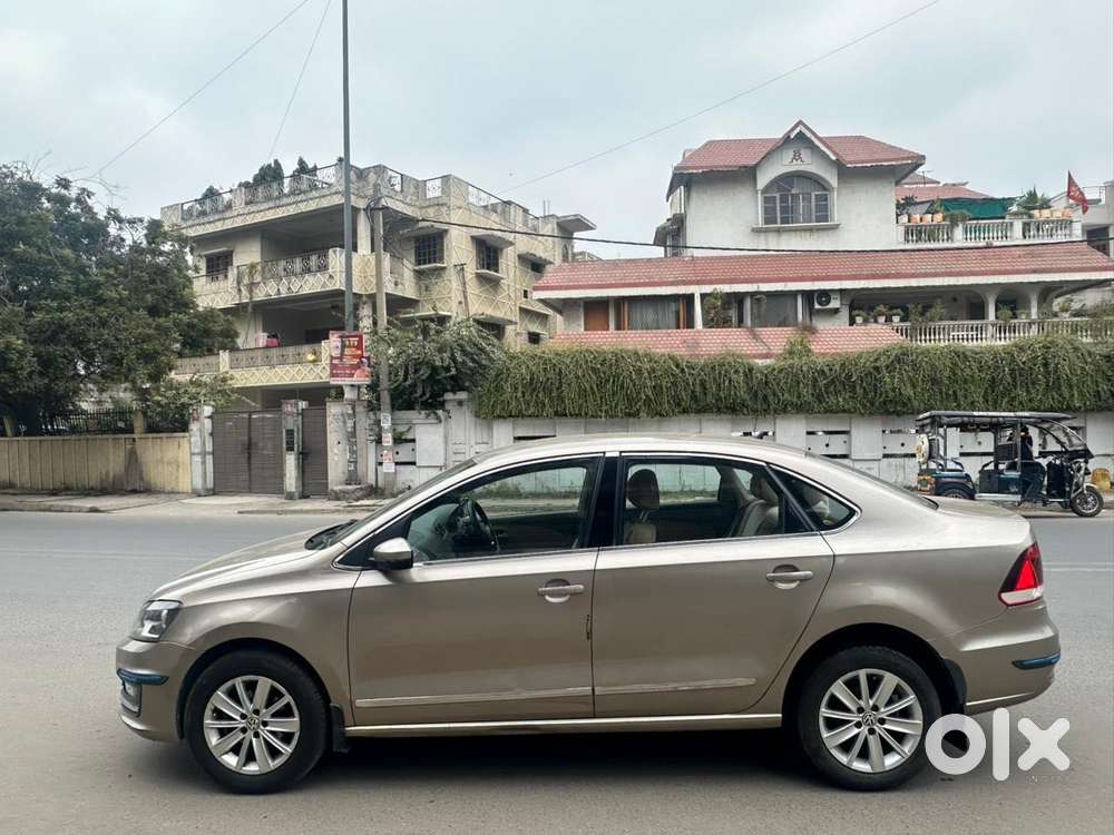 Volkswagen Vento 1.6 Highline, 2015, Petrol