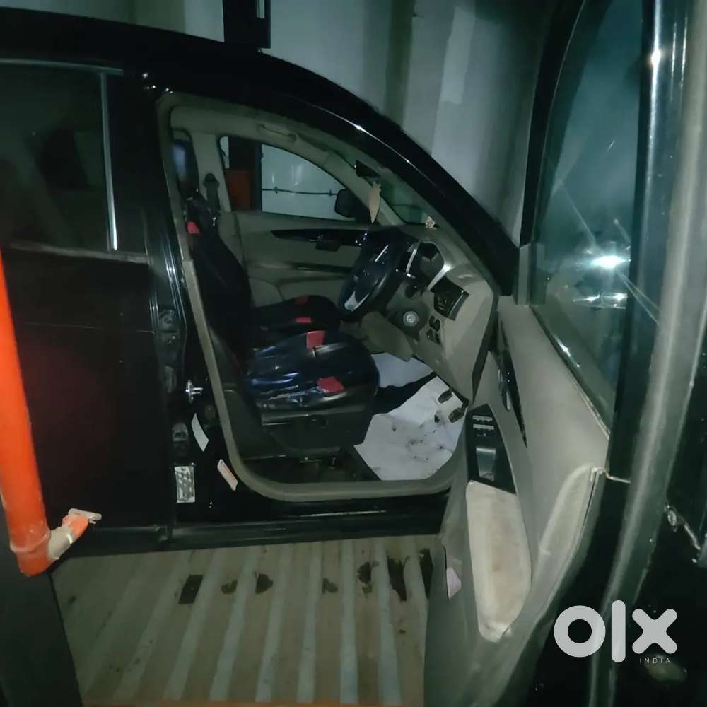 Mahindra Kuv 100 G80 Petrol 2016