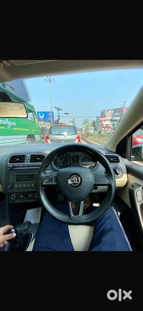 Skoda Rapid Petrol Manual 2017 Car