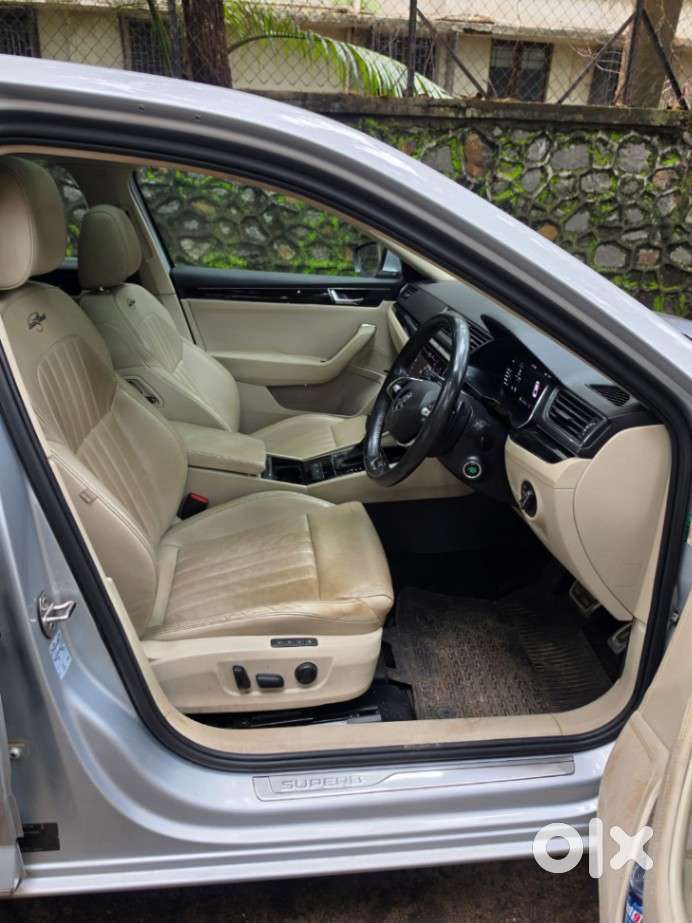 Skoda Superb 2.0 L&k Tsi At, 2022, Petrol