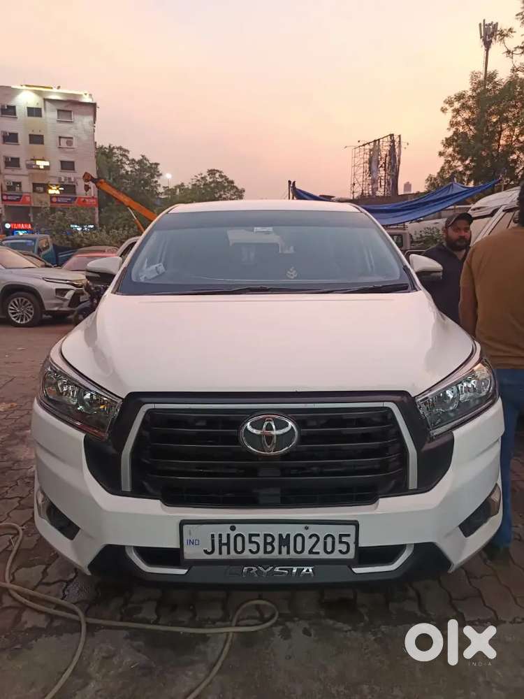 Toyota Innova Crysta 2016 Diesel Manual