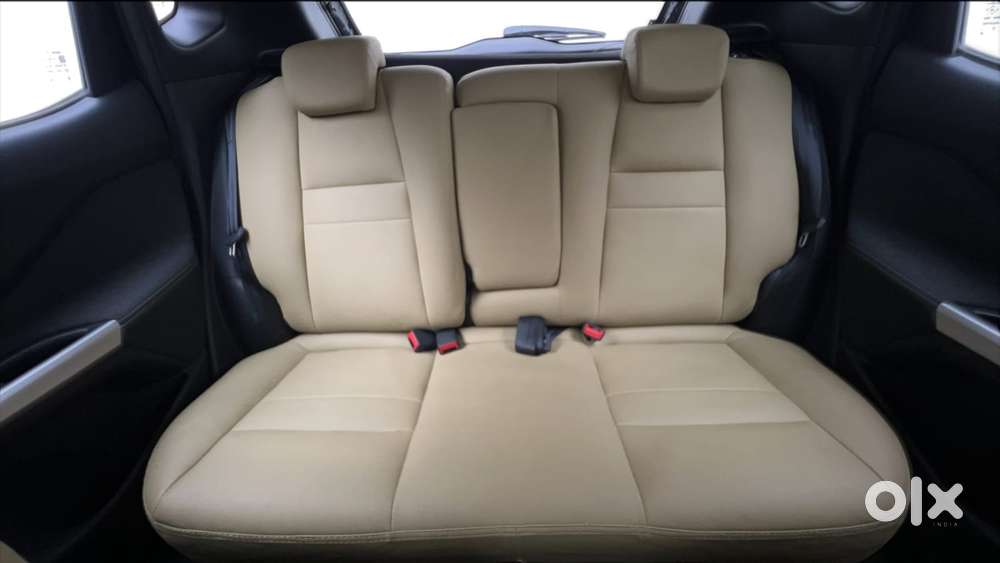 Nissan Magnite 1.0 Xv Premium Turbo Cvt, 2022, Petrol