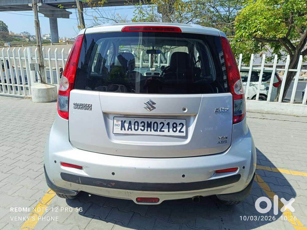 Maruti Suzuki Ritz Vxi, 2011, Petrol