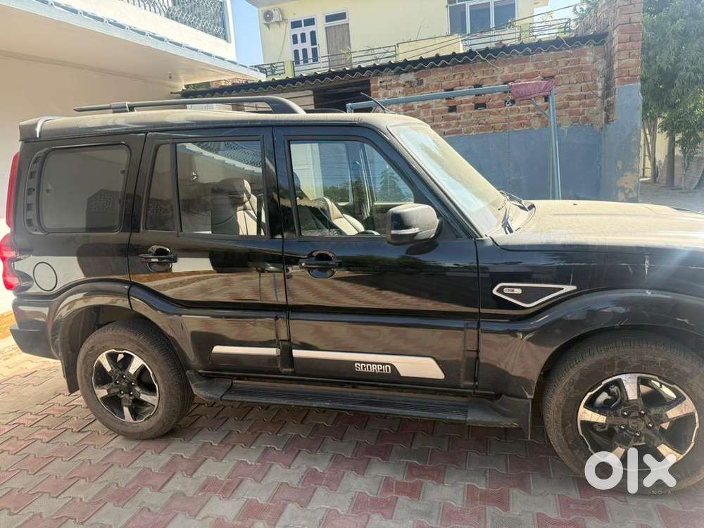 Mahindra Scorpio Classic 2026 Diesel 7500 Km Driven