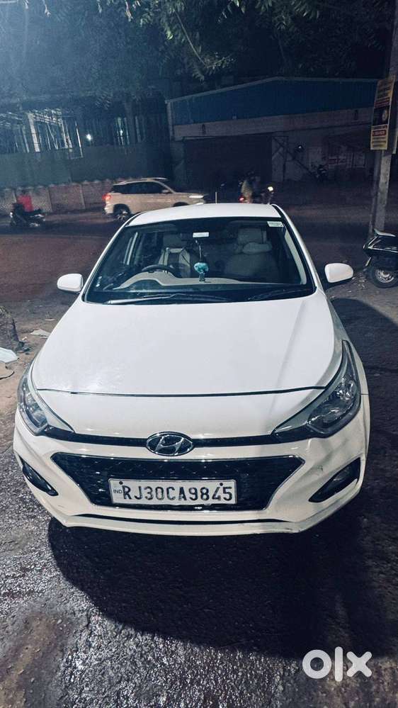 Hyundai I20 Well Maintained  Single Owner  No Accidents
