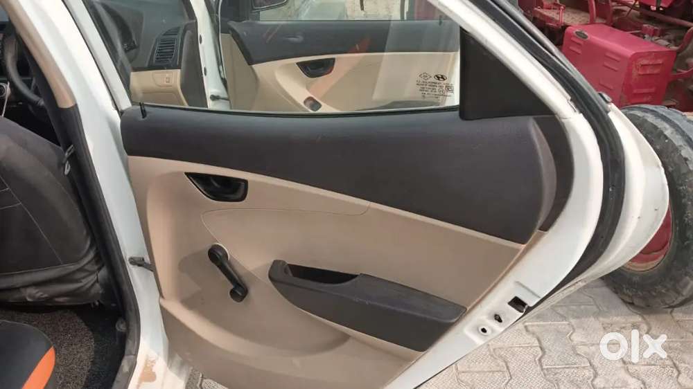 Hyundai Eon Era Se 2013 Petrol Manual