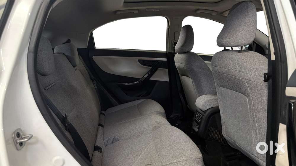 Tata Curvv Pure Plus S 1.2 Revotron Petrol 7dca, 2025, Petrol