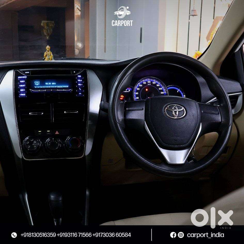 Toyota Yaris J Cvt, 2019, Petrol