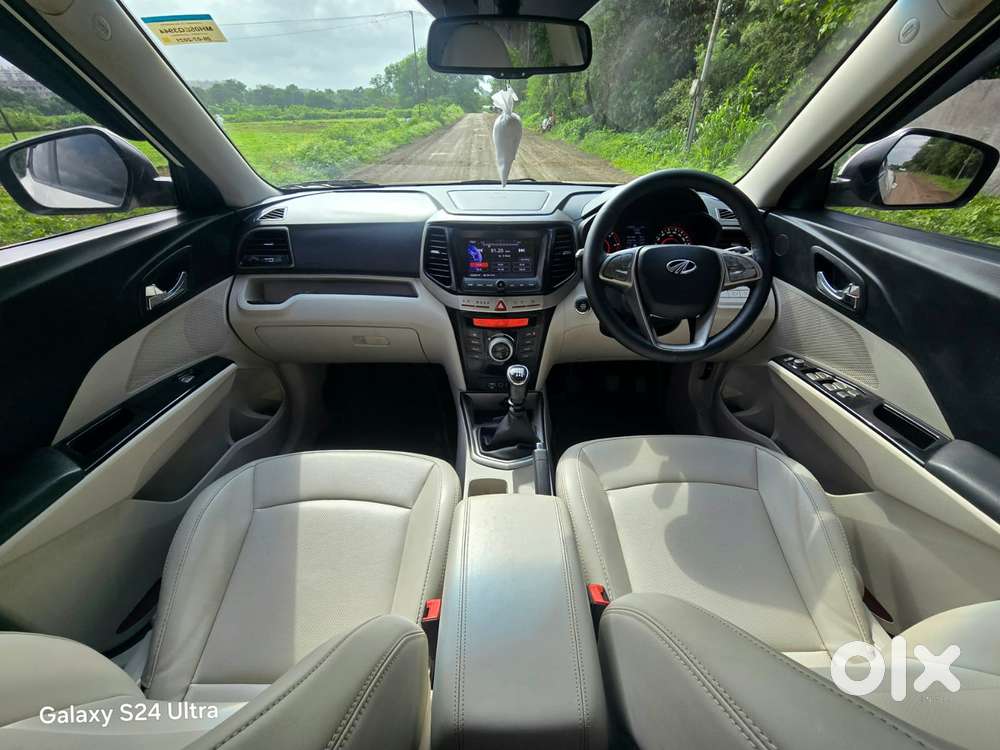 Mahindra Xuv300 W8 Option Dual Tone Diesel, 2021, Diesel