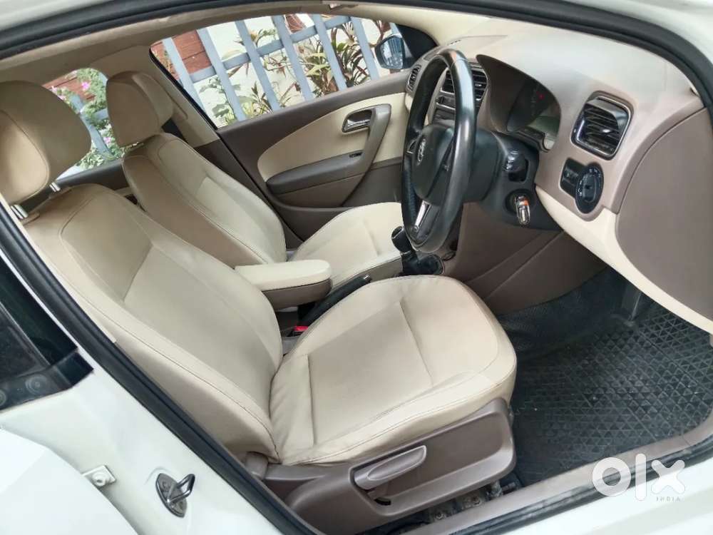 Skoda Rapid 1.5 Tdi Style/1.5 At Style, 2015, Diesel