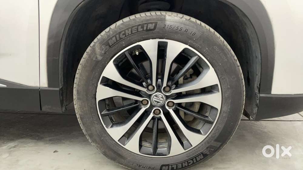 Mg Hector Plus 1.5 Sharp Turbo Cvt 6 Str, 2021, Petrol