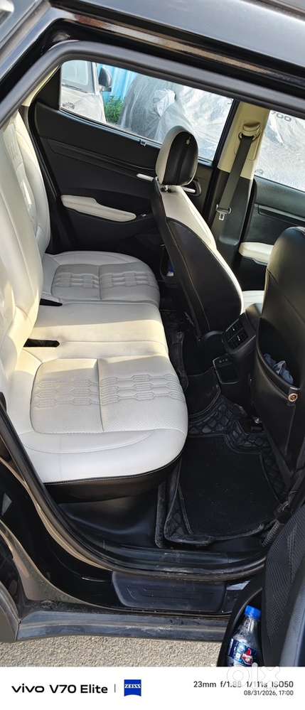 Kia Seltos Petrol Manual 2025