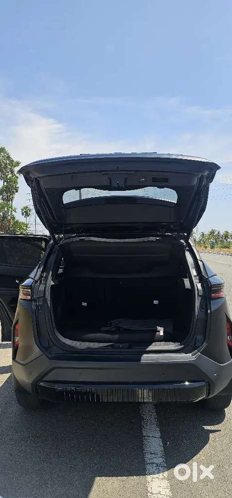 Very New Tata Harrier Ev Top End
