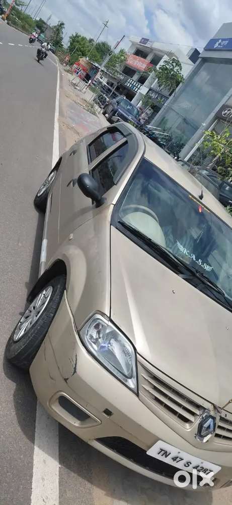Mahindra Logan Petrol 2008