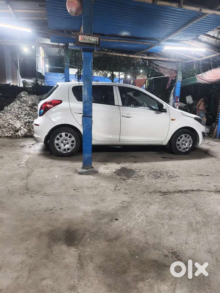 Hyundai I20 Magna 2012 December.diesel 550000 Km Driven.. Fix Price