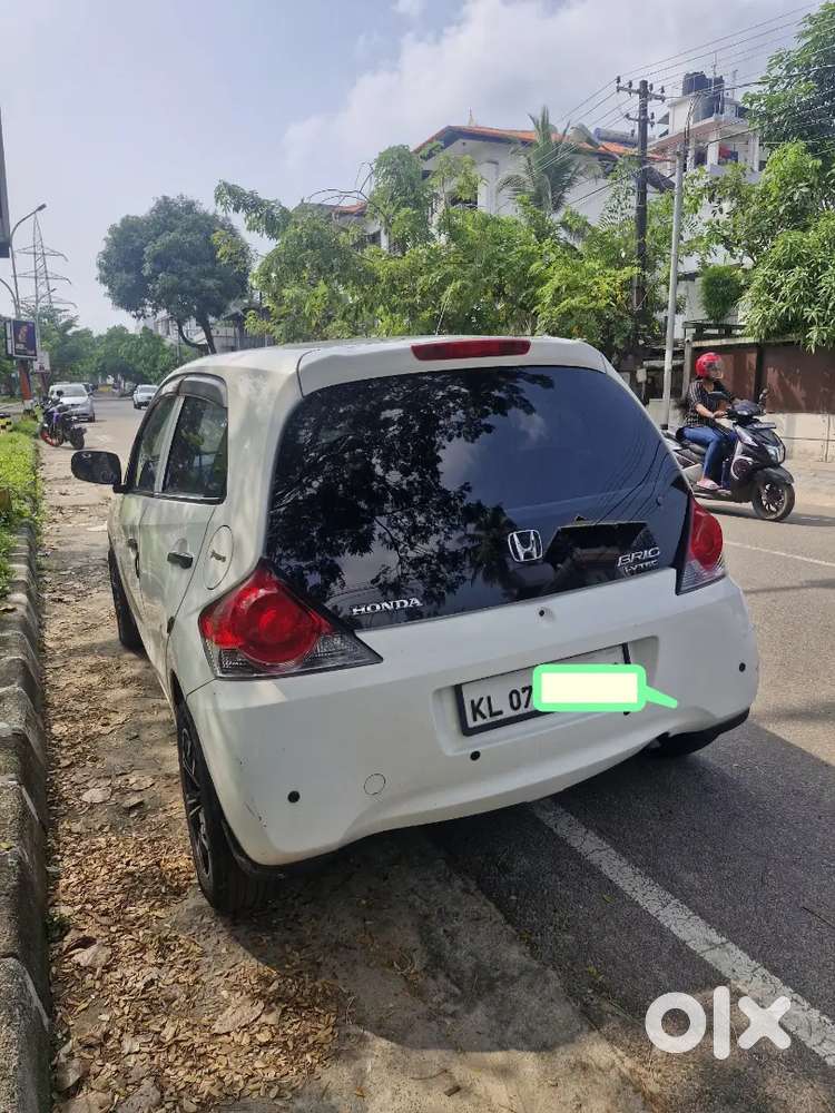 Honda Brio 2017 Petrol Well Maintained