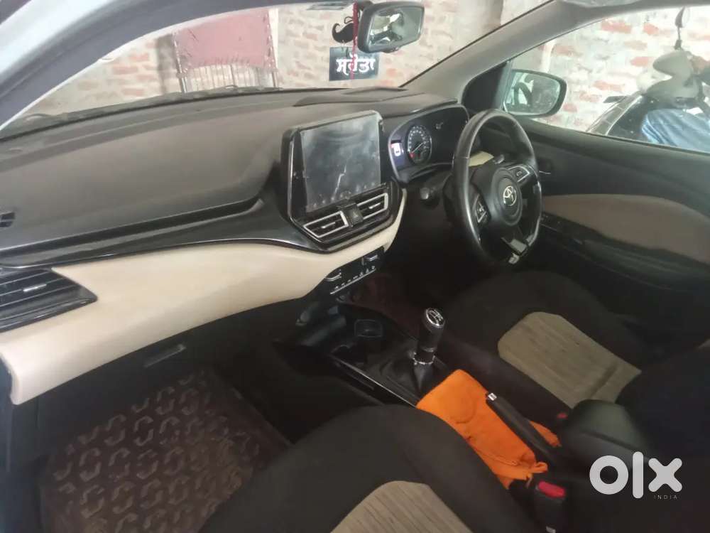 Toyota Glanza 2022 Petrol 106493 Km Driven