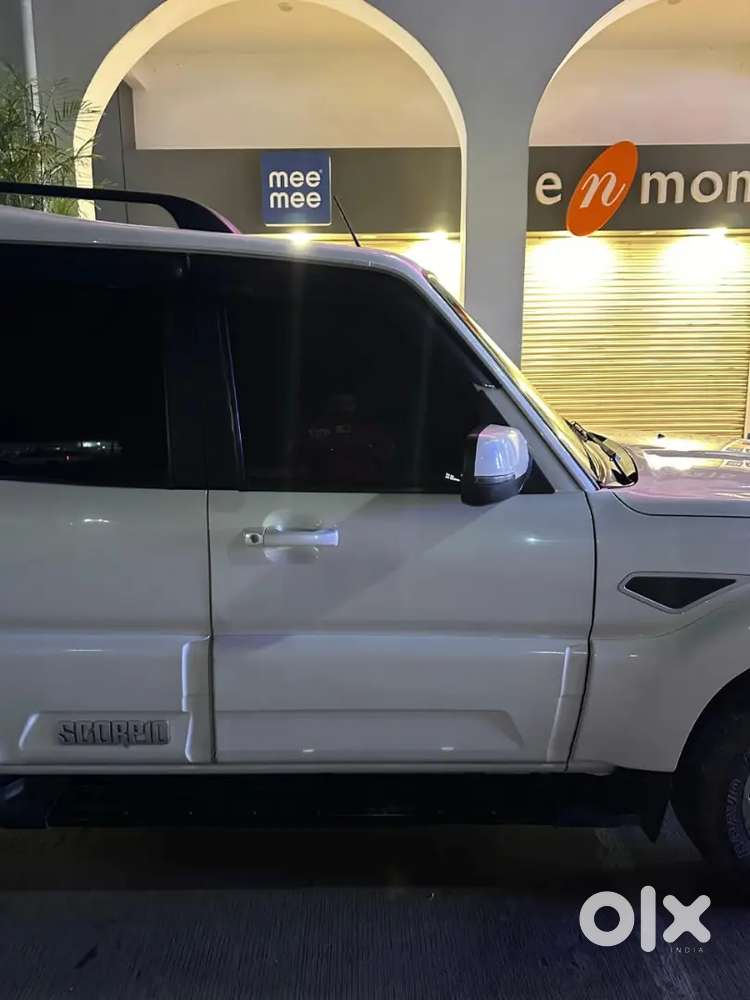 Scorpio S11 November 2020 Modal Showroom Condition 90k Running