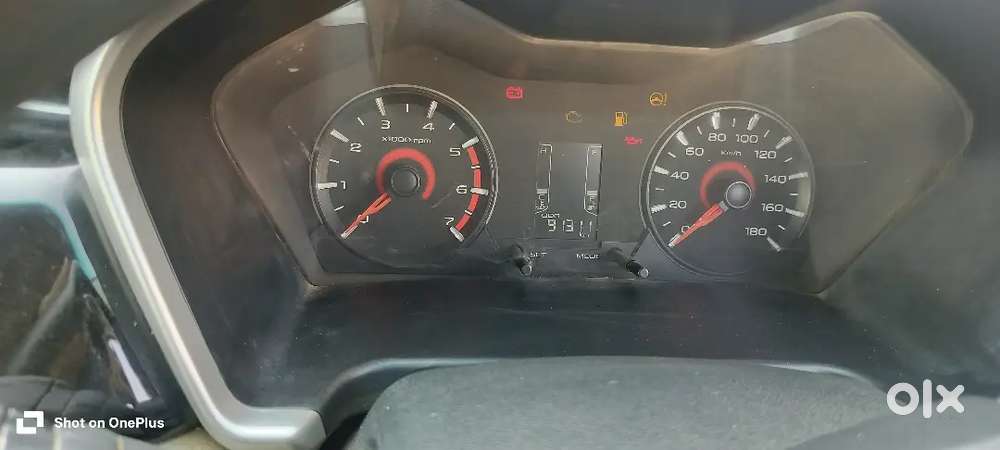 Mahindra Kuv100 Nxt 2017