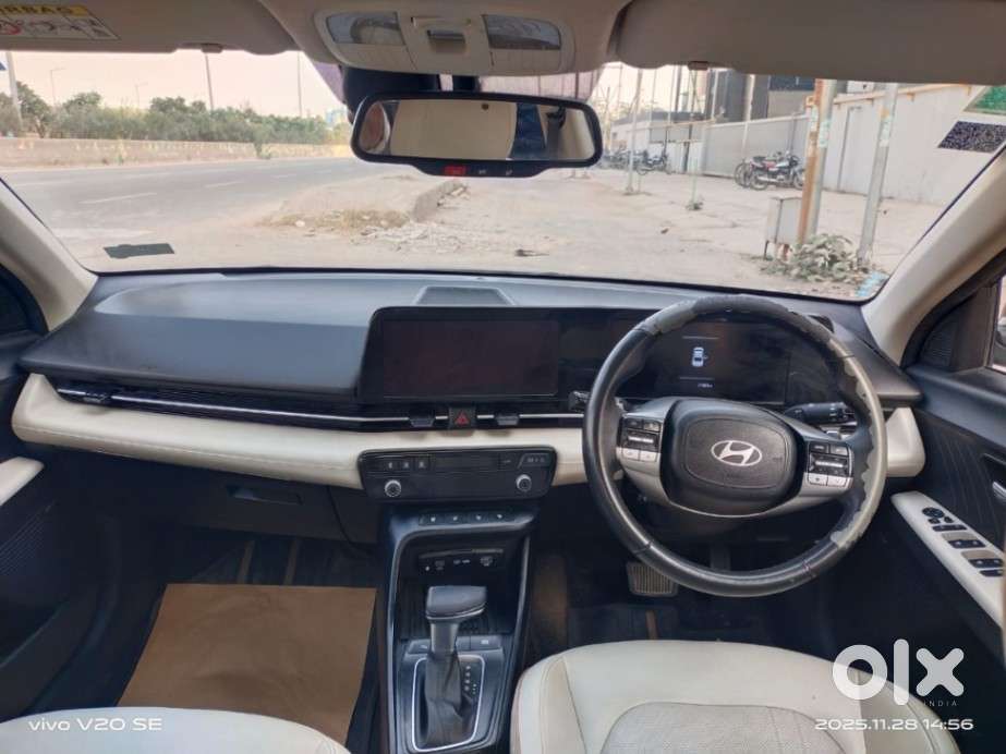 Hyundai Verna Sx(o) Petrol At, 2023, Petrol