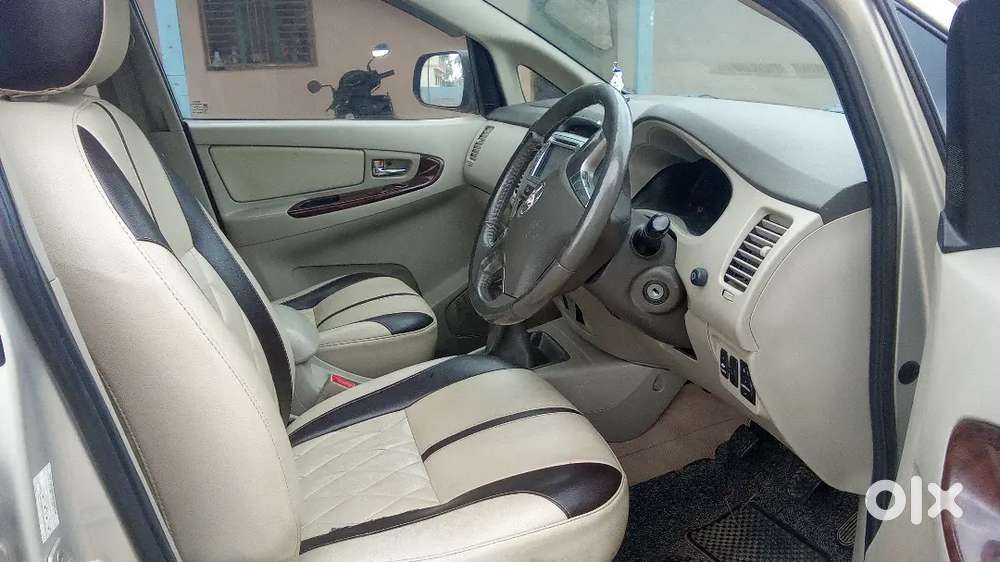 Toyota Innova Diesel 2013 Manual 7 Seats