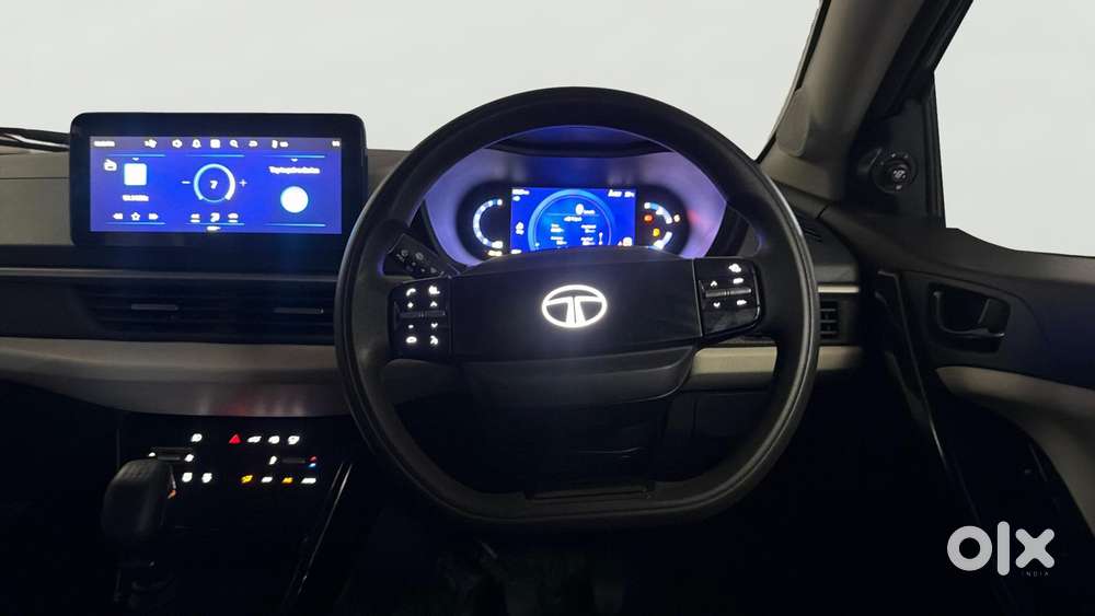 Tata Nexon Pure (s) 1.2 Petrol 6amt, 2025, Petrol