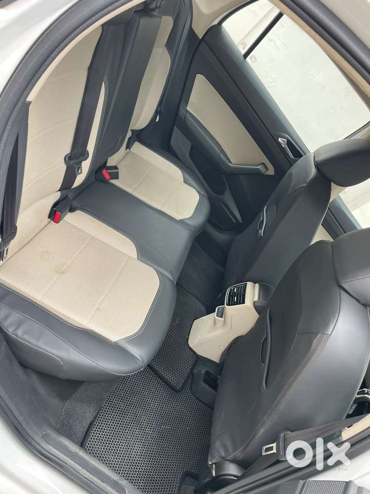 Skoda Slavia Sportline 1.0l Tsi Mt, 2022, Petrol