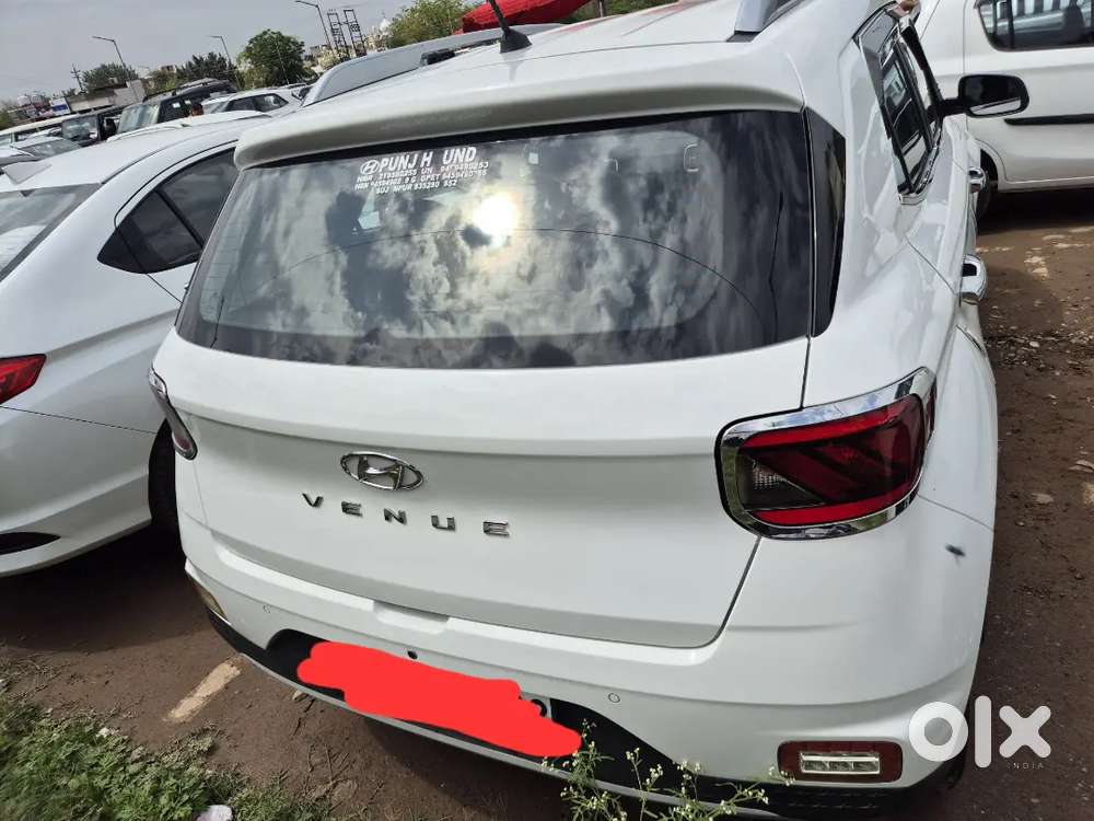 Hyundai Venue Petrol 2021