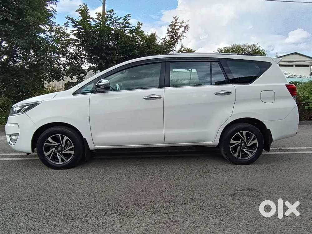 Toyota Innova Crysta [2020-ongoing] 2.4 Vx 7 Str, 2023, Diesel