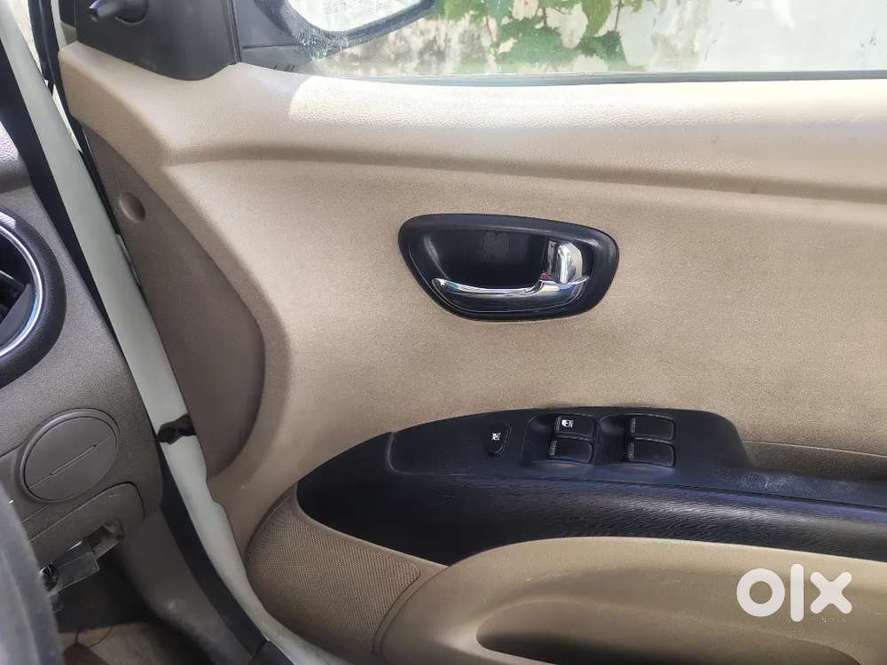 Hyundai I10 2012 Car