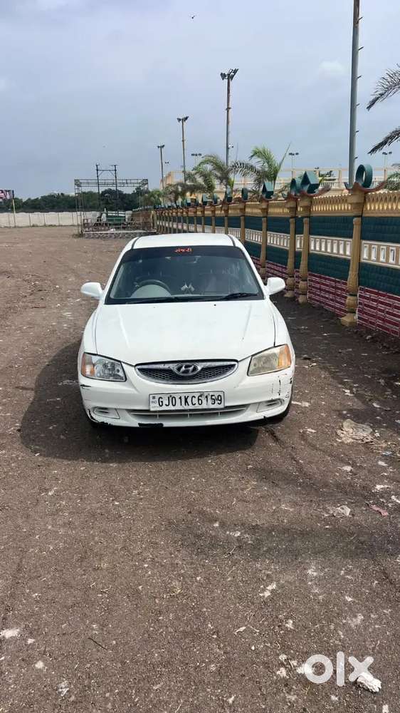 Hyundai Accent 1.5 Executive 2011 Average 35