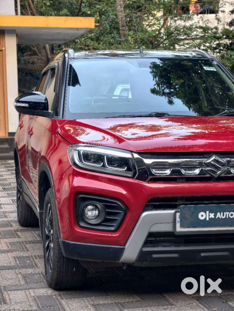 Maruti Suzuki Brezza 1.5 Zxi Smart Hybrid Dual Tone, 2021, Petrol