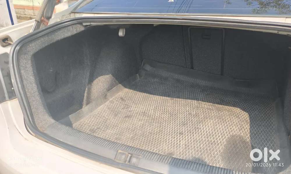 Volkswagen Jetta 1.9 Tdi Automatic  Diesel