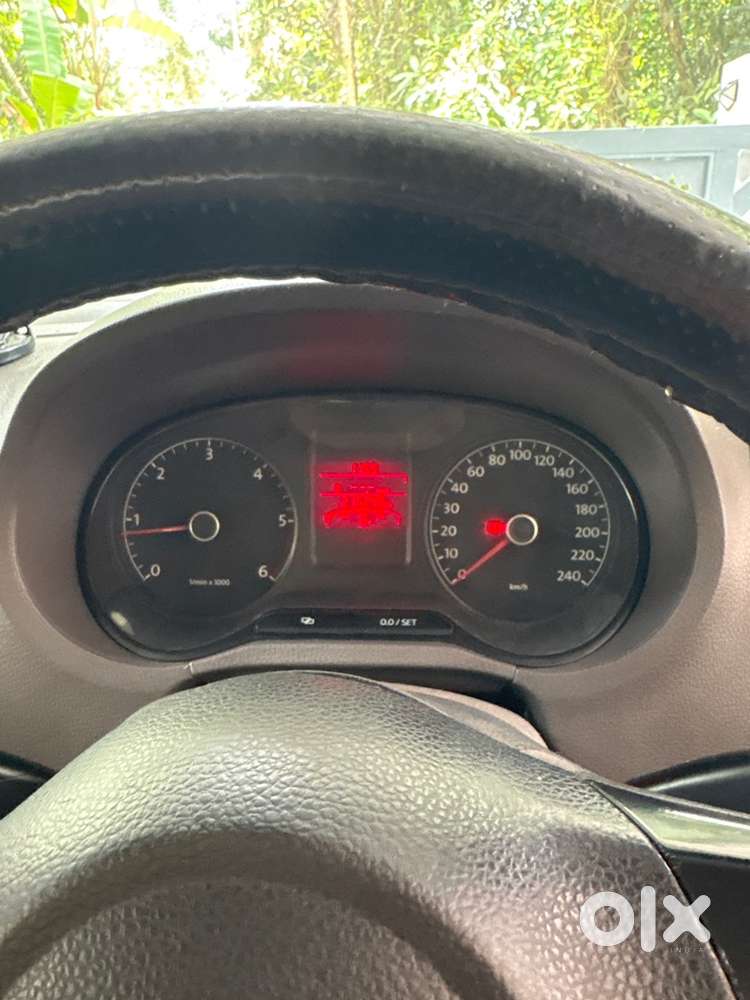 2011 Volkswagen Vento Manual