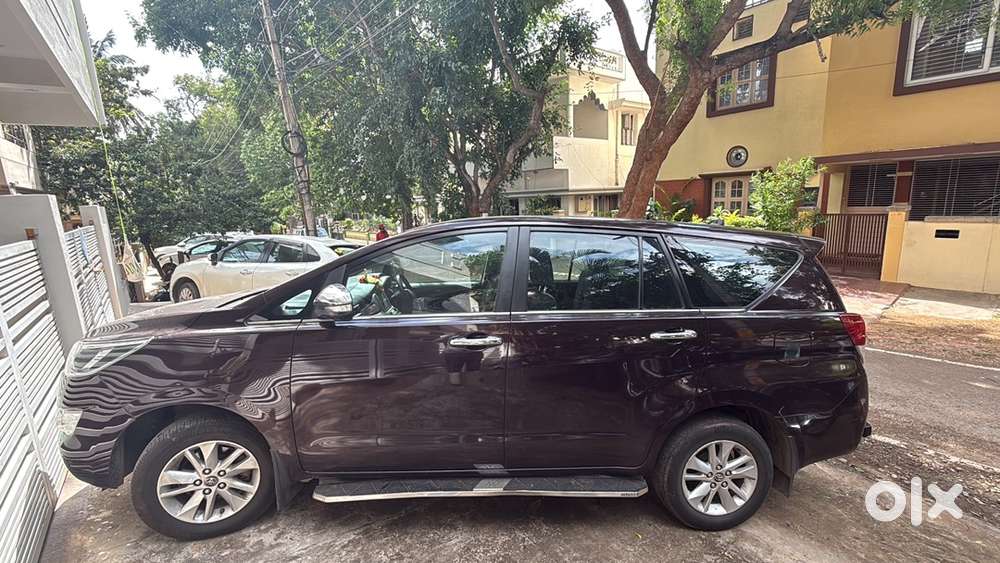 Toyota Innova Crysta 2017