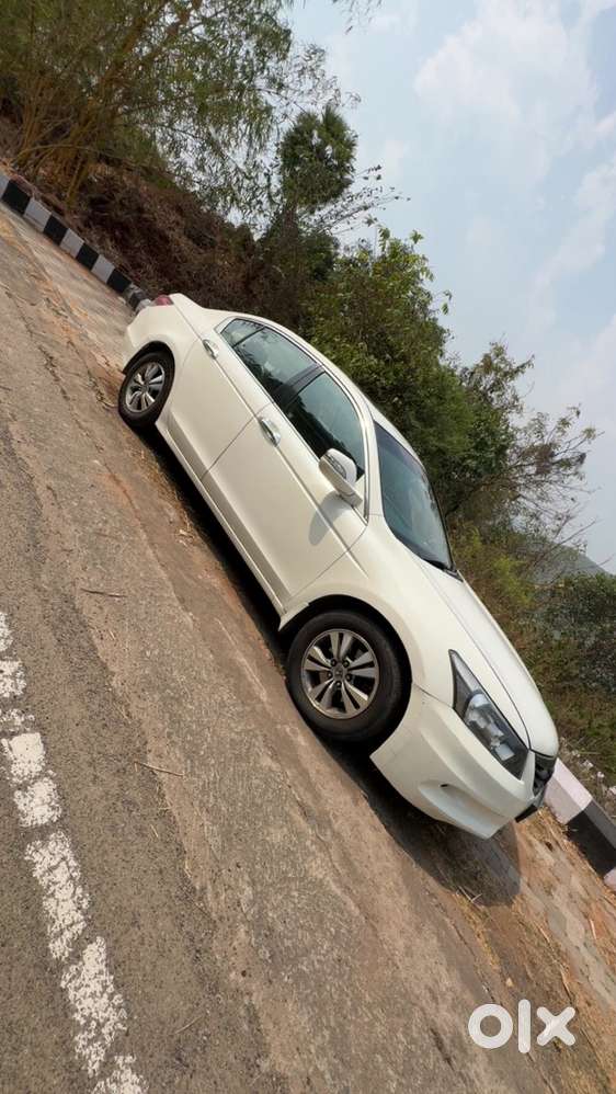 Honda Accord Petrol 2012