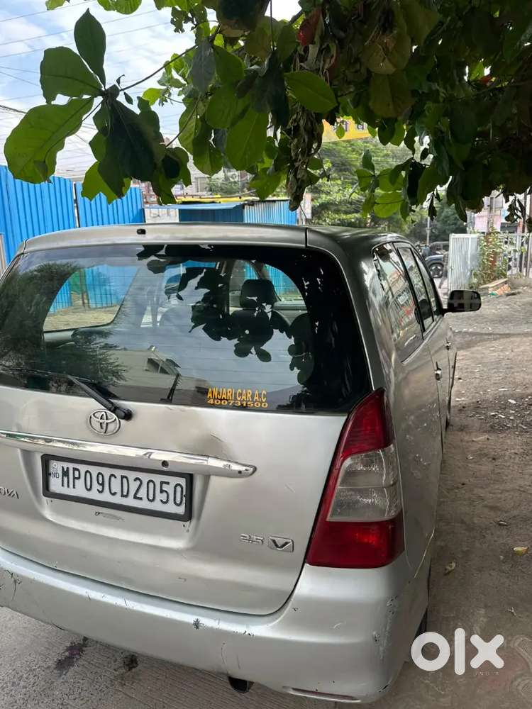 Toyota Innova 2.5 V 2009