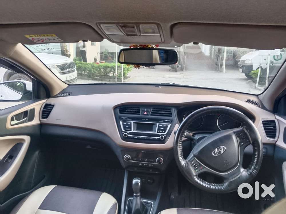 Hyundai I20 Sportz 1.2 Bs-iv, 2017, Petrol