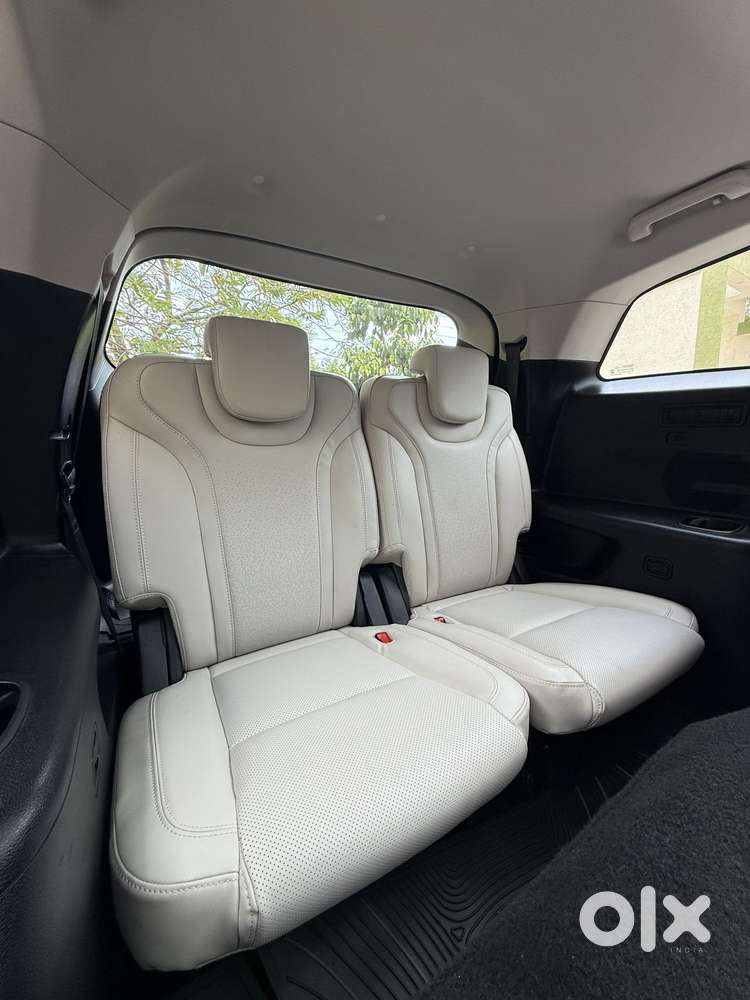 Mahindra Xuv700 2.0 Ax 7 Petrol At Luxury Pack Str, 2022, Petrol
