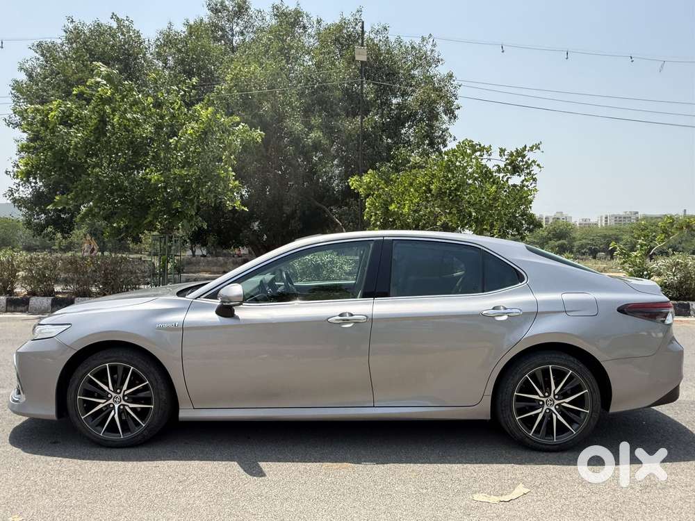 Toyota Camry 2.5 Hybrid, 2022, Petrol