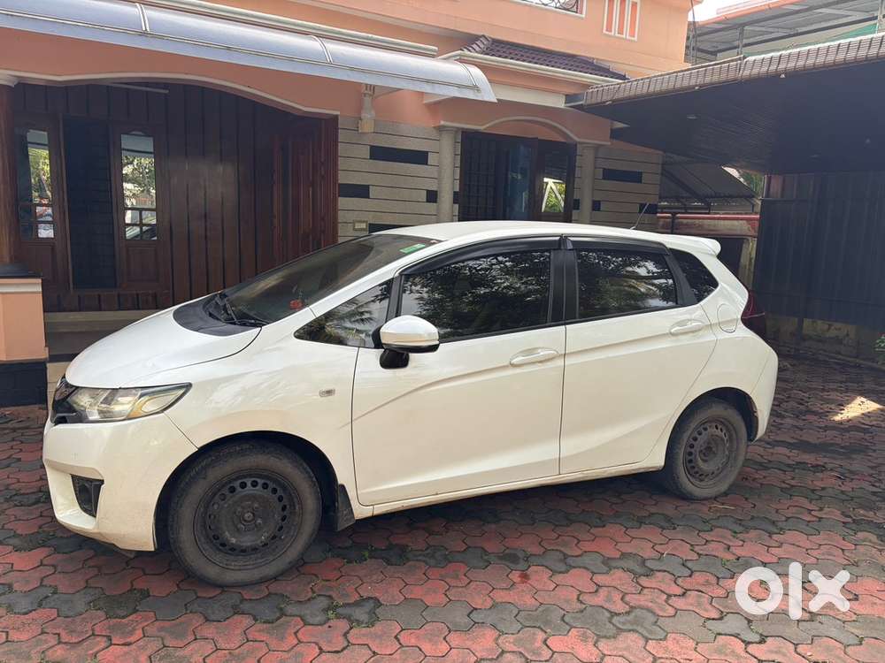 Honda Jazz Petrol 2015