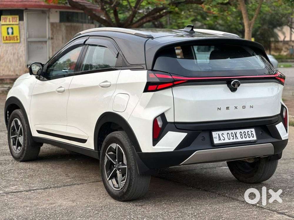 Tata Nexon Fearless Plus S 1.2 Revotron Petrol 6mt Dt, 2024, Petrol